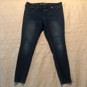 Universal Thread jeans